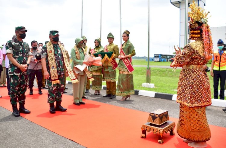Kepala Staf Angkatan Darat (Kasad) Jenderal TNI Dudung Abdurachman melakukan kunjungan kerja ke Bumi Sriwijaya (Swj), Senin (7/2).(ist/rmolsumsel.id)