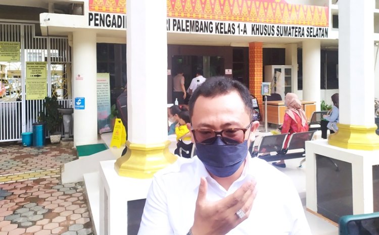 Salah satu tim kuasa hukum Alex Noerdin, Redho Junaidi SH MH/Foto:RMOlSumsel