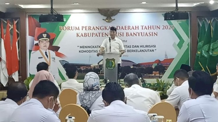 Plt Bupati Muba Beni Hernedi memberikan arahan dan membuka Forum Perangkat Daerah 2022. (Amarullah Diansyah/Rmolsumsel.id). 