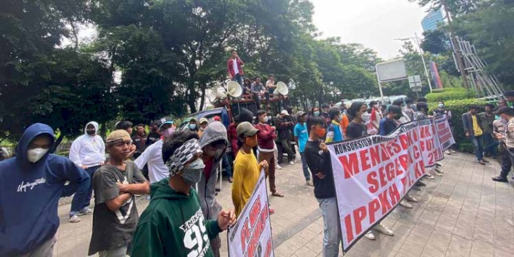 Lembaga Aliansi Bersatu geruduk kantor Dinas Kehutanan Sultra dan Gakkum KLHK Wilayah Sulawesi/Net