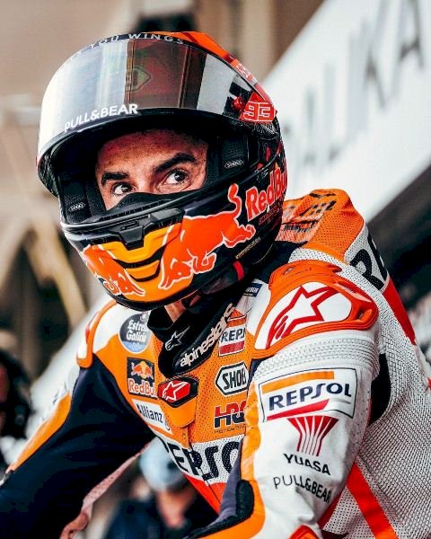 Pembalap Repsol Honda Team Marc Marquez batal balapan di MotoGP Mandalika 2022 karena mengalami gegar otak usai kecelakaan di sesi pemanasan, Minggu pagi (20/3). (hrc_motogp/rmolsumsel.id)