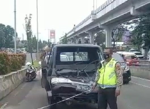 Tabrakan beruntun terjadi diatas jalan Fly Over Jakabaring Palembang/Foto:Istimewa