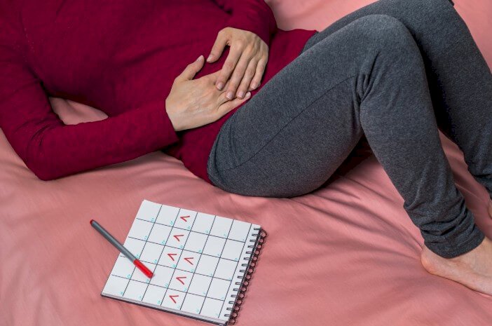 Menstruasi terkadang disertai rasa nyeri tak tertahankan. (Net/rmolsumsel.id)