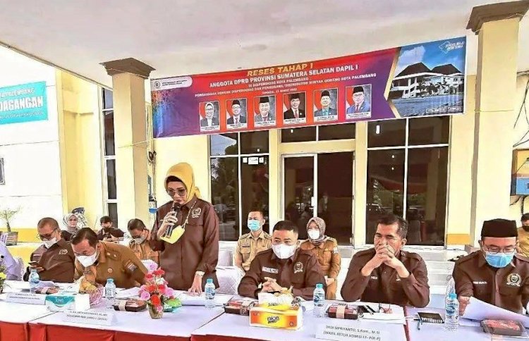 Anggota DPRD Sumsel Dapil I Palembang reses di kantor Disperindag Kota Palembang. (Ist/rmolsumsel.id)