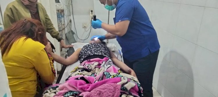 Korban SS saat mendapat perawatan dari tim medis RS Permata Bunda. (ist/rmolsumsel.id)