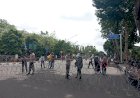 Unjuk Rasa Tolak Jokowi Tiga Periode, Polisi Pasang Kawat Berduri dan Arus Lalu Lintas Dialihkan