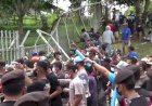 Demo Seismik Ricuh, Massa Robohkan Pagar Stasiun Gas Pertamina 