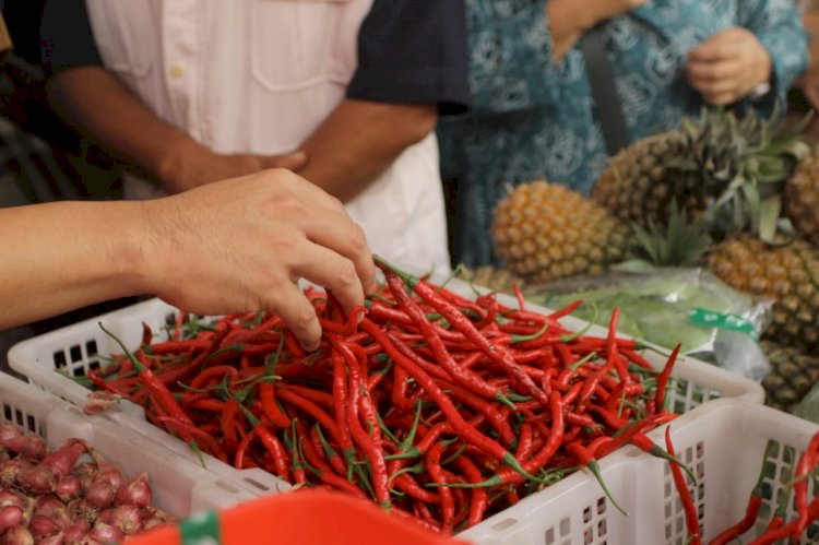 Cabai merah mulai merangkak naik di Palembang. (Humaidy Aditya Kenedy/Rmolsumsel.id). 