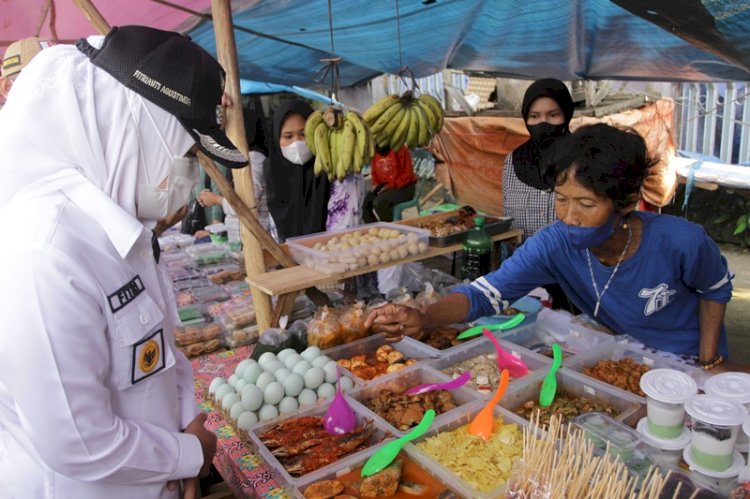 Wakil Wali Kota Palembang, Fitrianti Agustinda sidak Pasar Bedug di Palembang/Foto: Humaidy Kennedy