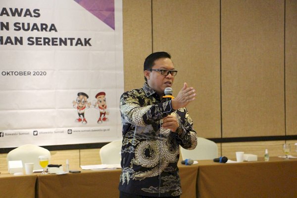 Ketua Bawaslu provinsi Sumsel Yenli Elmanoferi/ist