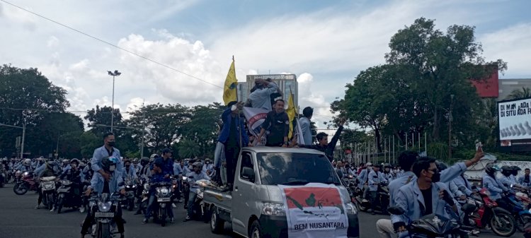 Demo mahasiswa di Palembang. (humaidy kenedy/rmolsumsel.id)