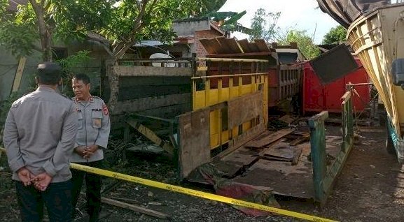 Kondisi truk tangki yang meledak di Lubuklinggau, Sumsel. (Istimewa/rmolsumsel.id)