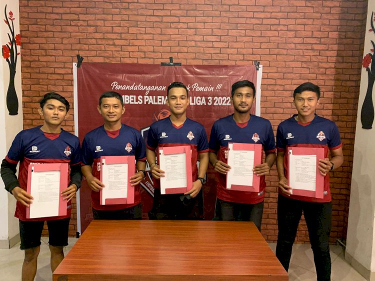 Salah satu tim calon kontestan Liga 3 resmi menadatangani kontrak/ist