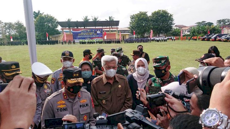 Kapolda Sumsel Irjen Toni Harmanto memberikan keterangan usai Apel Gelar Pasukan Operasi Ketupat Musi 2022 di Stadion Wira Bakti Komplek Pakri Palembang, Jumat (22/4).(Mita Rosnita/rmolsumsel.id)