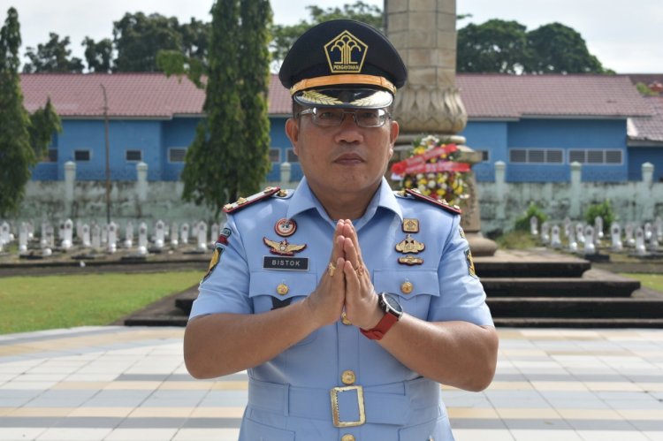 Kepala Rutan Kelas I Palembang Bistok Oloan Situngkir. (Ist/rmolsumsel.id)