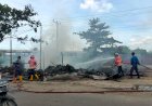 Ditinggal Pemiliknya, Kios di Talang Jambe Ludes Terbakar