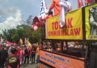 Bawa 18 Tuntutan, Ratusan Buruh Gelar Aksi Nasional di Gedung DPRD Sumsel