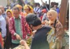 Ribuan Pengunjung Rela Antri Beli Pempek di Festival Jajan Pempek Tangerang