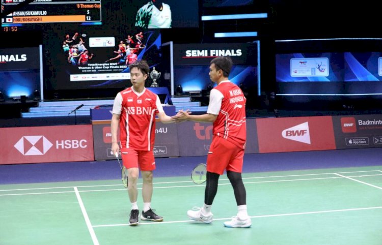 Pasangan ganda Mohammad Ahsan/Kevin Sanjaya Sukamuljo kembali diturunkan di partai final Thomas Cup 2022 menghadapi India, Minggu siang (15/5). (PBSI/rmolsumsel.id)