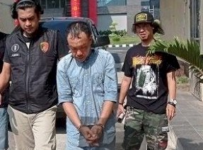 Jukir liar bernama Tedy yang meresahkan di kawasan Monpera ditangkap polisi. (Ist). 