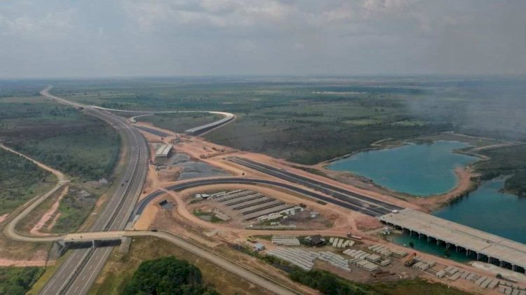 Pembangunan tol Indraprabu terus dilakukan sebagai bagian Jalan Tol Trans Sumatera. (Net/rmolsumsel.id)