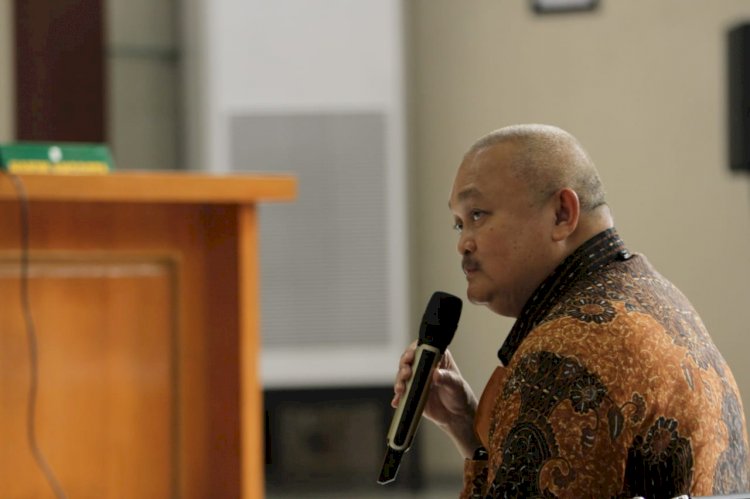 Mantan Gubernur Sumatera Selatan Alex Noerdin dihadirkan langsung di Pengadilan Tipikor Palembang/Foto: Humaidy Kennedy