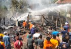 Mobil Pengangkut Minyak Ilegal Meledak di Jalan Lintas Sekayu-Mangun Jaya, Empat Rumah Warga Terbakar