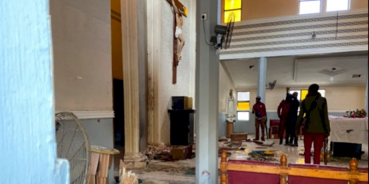 Kerusakan akibat serangan yang terjadi di Gereja, Nigeria/ist