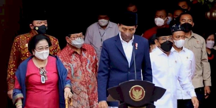 Presiden RI, Joko Widodo saat meresmikan  Masjid At-Taufiq di kawasan Lenteng Agung, Jakarta. (Istimewa/RMOL)