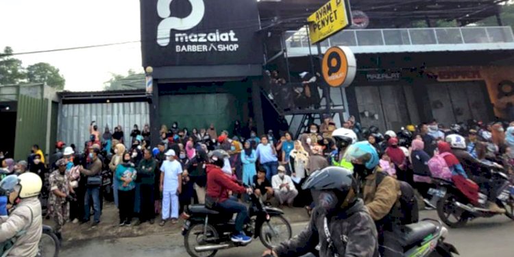 arga padati bahu jalan di sekitar tempat pemakaman di Cimaung/RMOLJabar