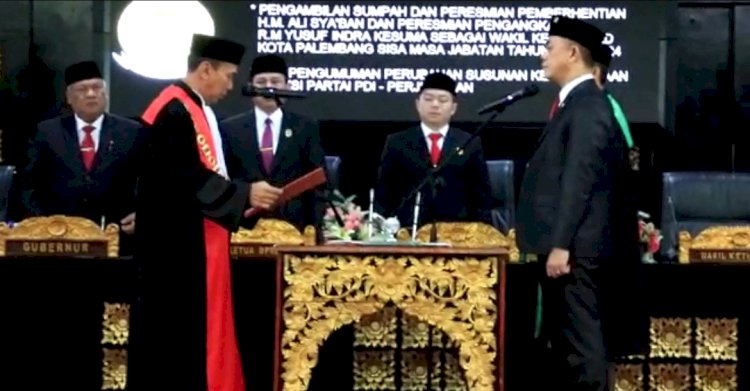 Prosesi pelantikan dan pengambilan sumpah oleh Ketua Pengadilan Klas IA Khusus Kota Palembang. (ist/rmolsumsel.id)