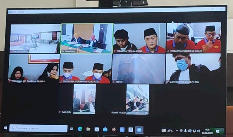 Sidang perdana kasus korupsi dana hibah Bwaslu Muratara yang menjerat delapan Komisioner/ist