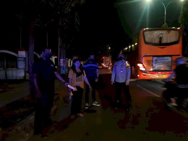 Korban penjambretan di Jalan HM Ryakudu Palembang. (amizon/rmolsumsel.id)