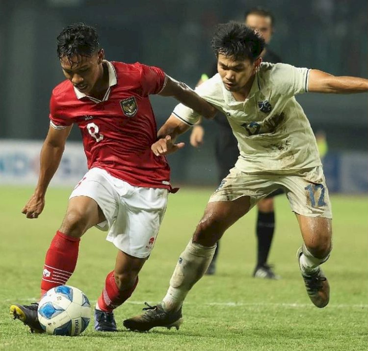 Timnas Indonesia U-19 kembali bermain imbang . Skuad besutan pelatih Shin Tae-yong itu ditahan imbang Thailand di Matchday ketiga Piala AFF U-19/PSSI