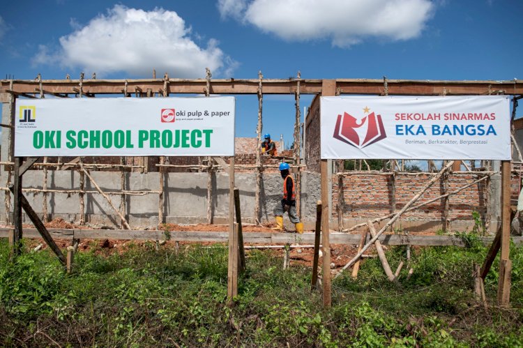 Pembangunan Sekolah SEB di Desa Bukit Batu, Kecamatan Air Sugihan, OKI, Sumsel. (Istimewa/rmolsumsel.id)