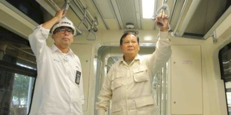  Menteri Pertahanan RI, Prabowo Subianto saat kunjungan kerja ke Madiun, Jawa Timur/Net