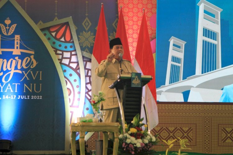 Menteri Pertahanan Prabowo Subianto saat menghadiri Kongres Fatayat Nahdlatul Ulama (NU) ke XVI di Palembang.  [R]