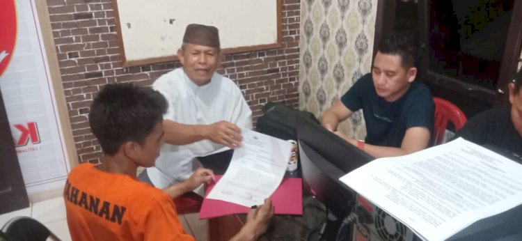 Ketua BPD Desa Sungai Napal ditangkap Unit Reskrim Polsek Batanghari Leko karena melakukan penganiayaan. (Ist). 