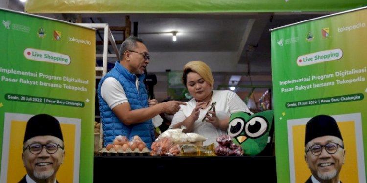 Menteri Perdagangan Zulkifli Hasan dalam acara "Implementasi Pemanfaatan Digitalisasi Dalam Sistem Pembayaran dan Distribusi"/Ist