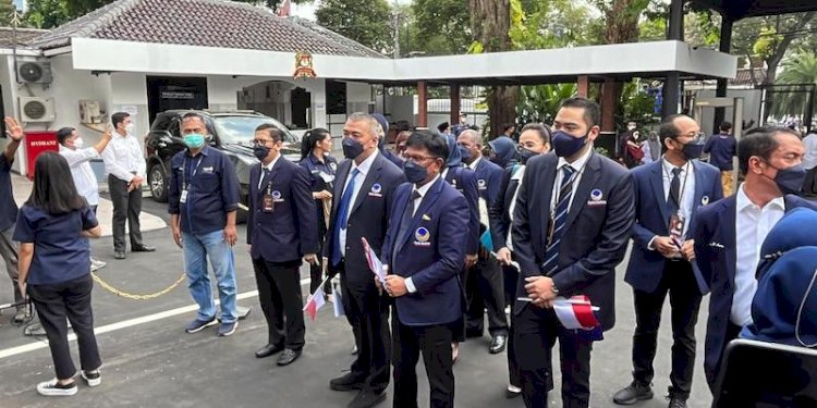 Wakil Ketua Umum Partai Nasdem Ahmad Ali dan jajarannya saat tiba di KPU RI, Jalan Imam Bonjol No. 29, Jakarta/RMOL