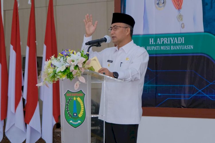 Pj Bupati Muba Apriyadi melaunching aplikasi SIAPPBUN/Ist