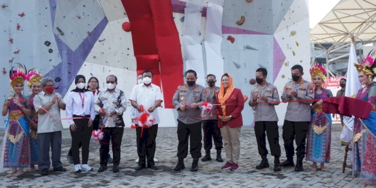 Pembukaan Sirkuit Nasional Panjat Tebing 2022 di Jakarta Garden City Wall Climbing Park/Ist
