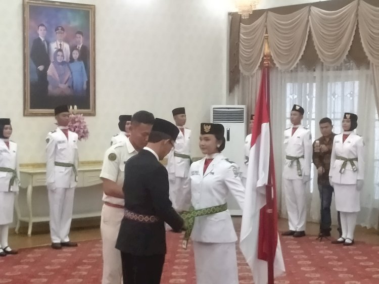 Walikota Palembang Harnojoyo mengukuhkan Paskibraka tahun 2022/Foto:Humaidy Kennedy