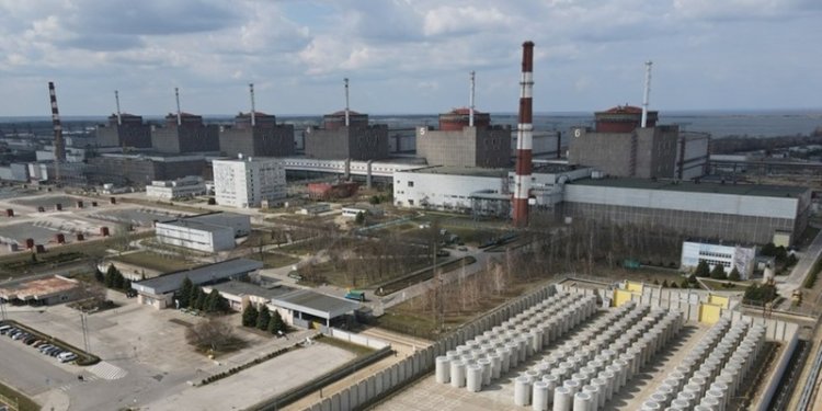 Pembangkit Listrik Tenaga Nuklir Zaporozhye di Energodar/Net