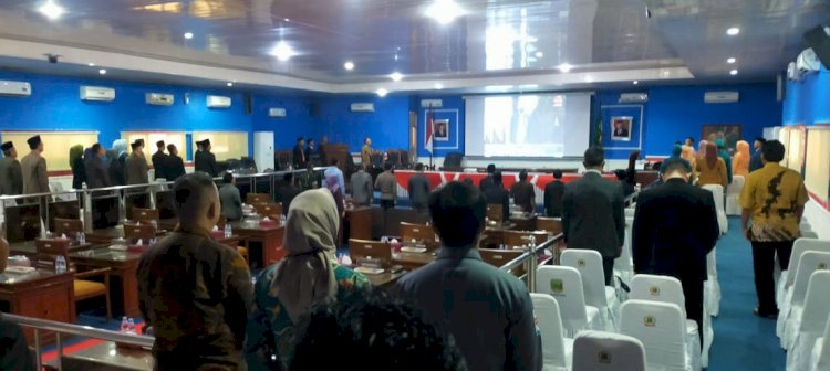 Suasana DPRD Empat Lawang saat mendengarkan pidato dari Presiden Jokowi. (Salim/rmolsumsel.id)