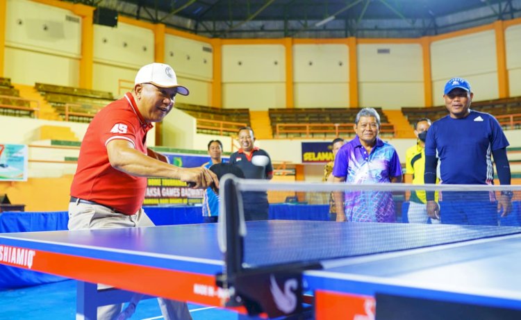 Pj Sekda Muba Musni Wijaya membuka turnamen tenis meja Muba 2022/ist