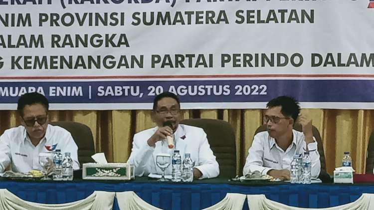 Ketua DPD Perindo Muara Enim, Izroni Ilyas pada agenda Rakorda Perindo Muara Enim. (Noviansyah/Rmolsumsel.id). 