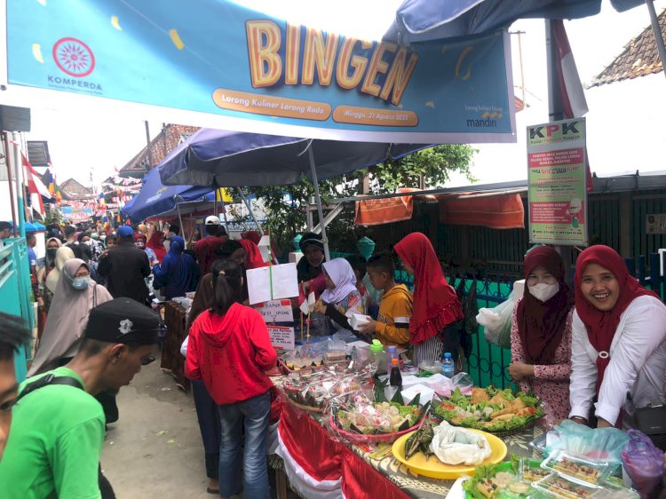 Puluhan UMKM meriahkan festival makanan bingen di Palembang. (Humaidy Aditya Kenedy/Rmolsumsel.id). 