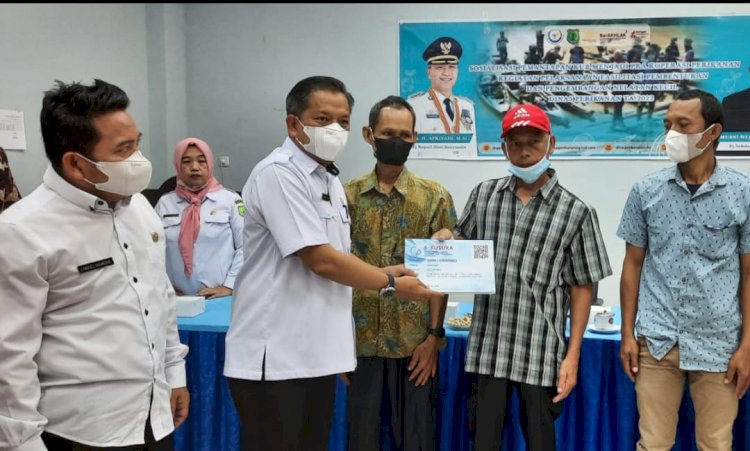 Kepala Dinas Perikanan Muba Hendra Tris Tomy membuka kegiatan sosialisasi pemanfaatan KUB menjadi Koperasi Perikanan/ist
