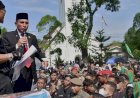 Saat Gubernur Sumut Edy Rahmayadi Tinggalkan Ruang Rapat dan Temui Massa Demo Tolak Kenaikan Harga BBM